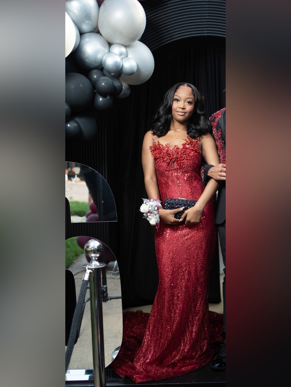 Elegant Red Sequin Prom Dress with Floral Appliqué